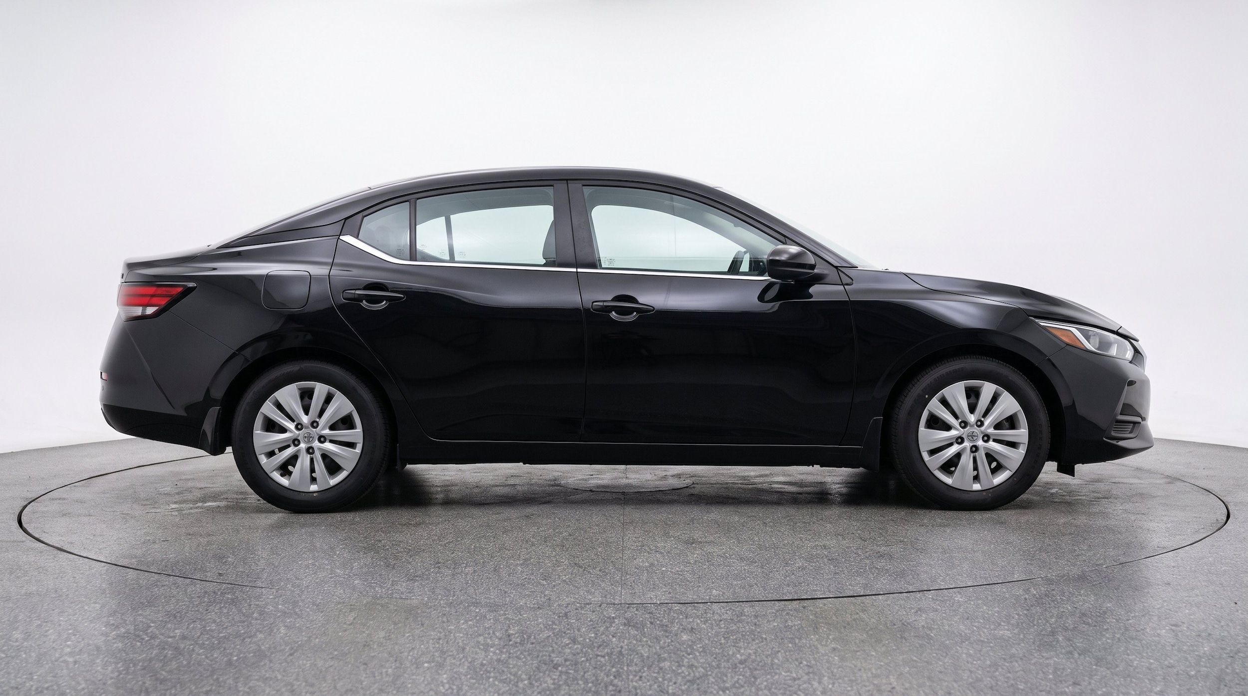 Thumbnail: 2025 Nissan Sentra - 10