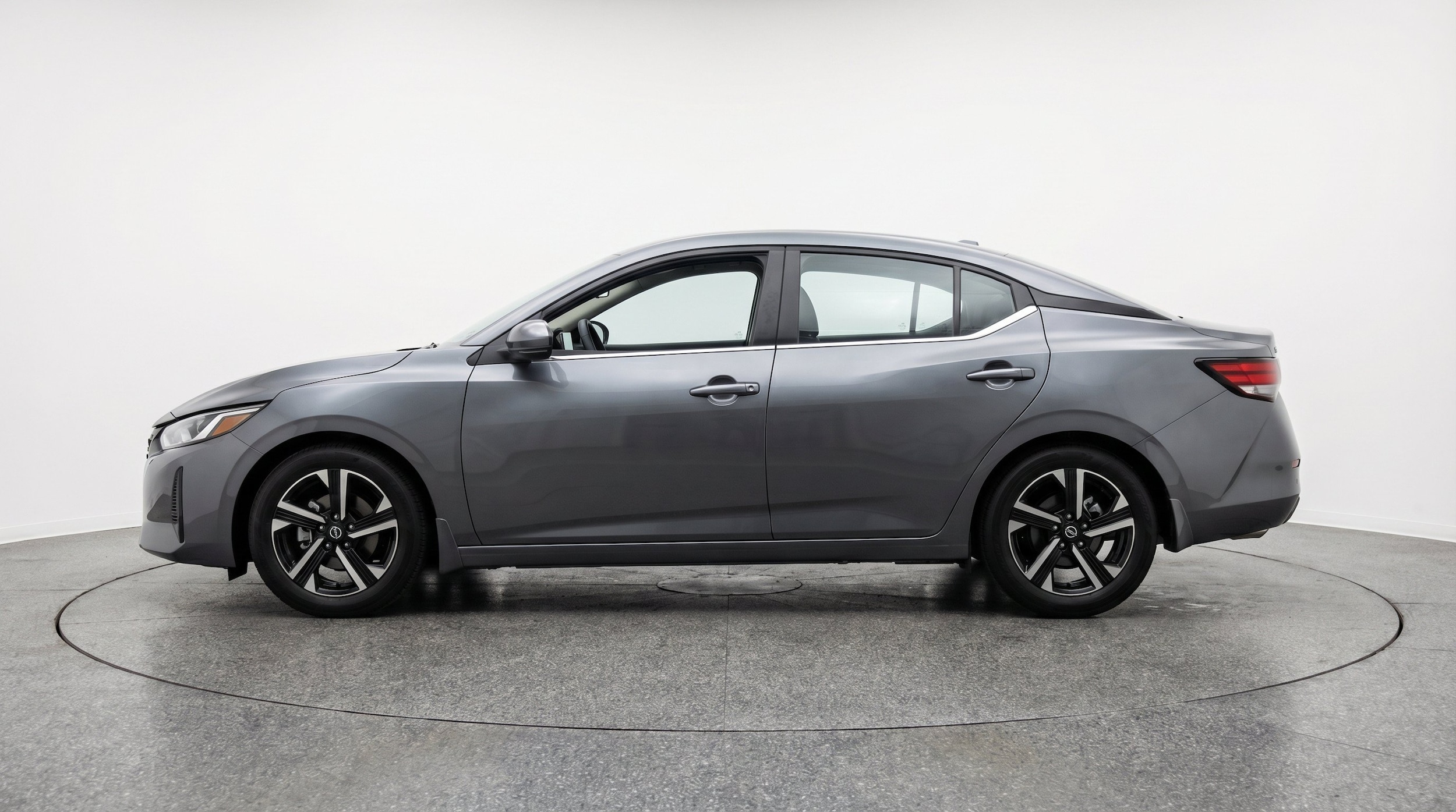 Thumbnail: 2025 Nissan Sentra - 5