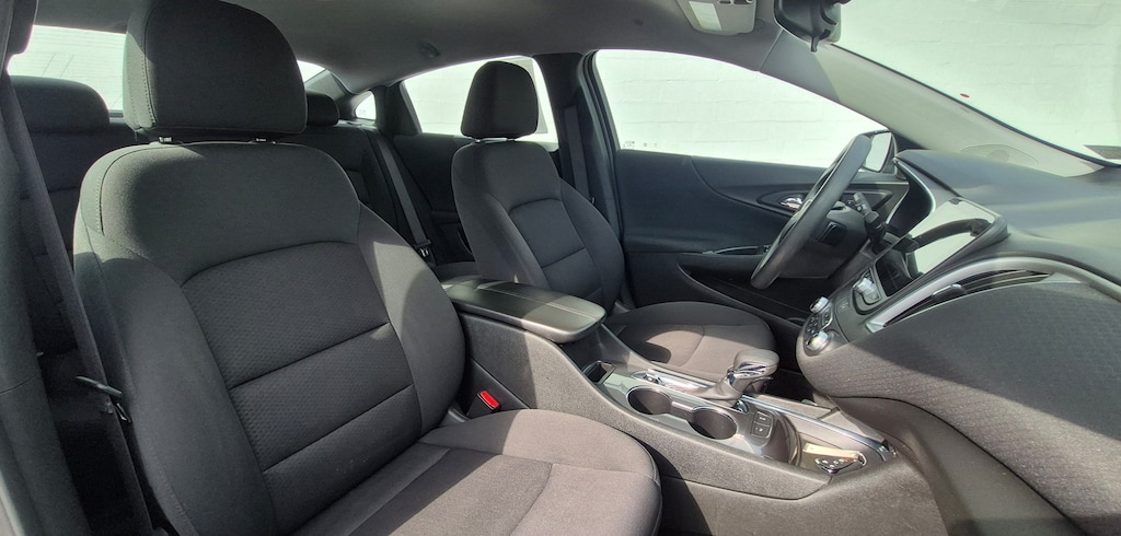 Used 2025 Chevrolet Malibu 1LT Car