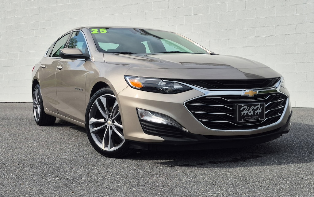 Used 2025 Chevrolet Malibu 1LT Car