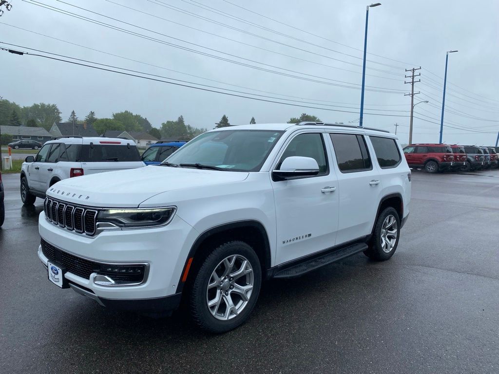 2022 Jeep Wagoneer