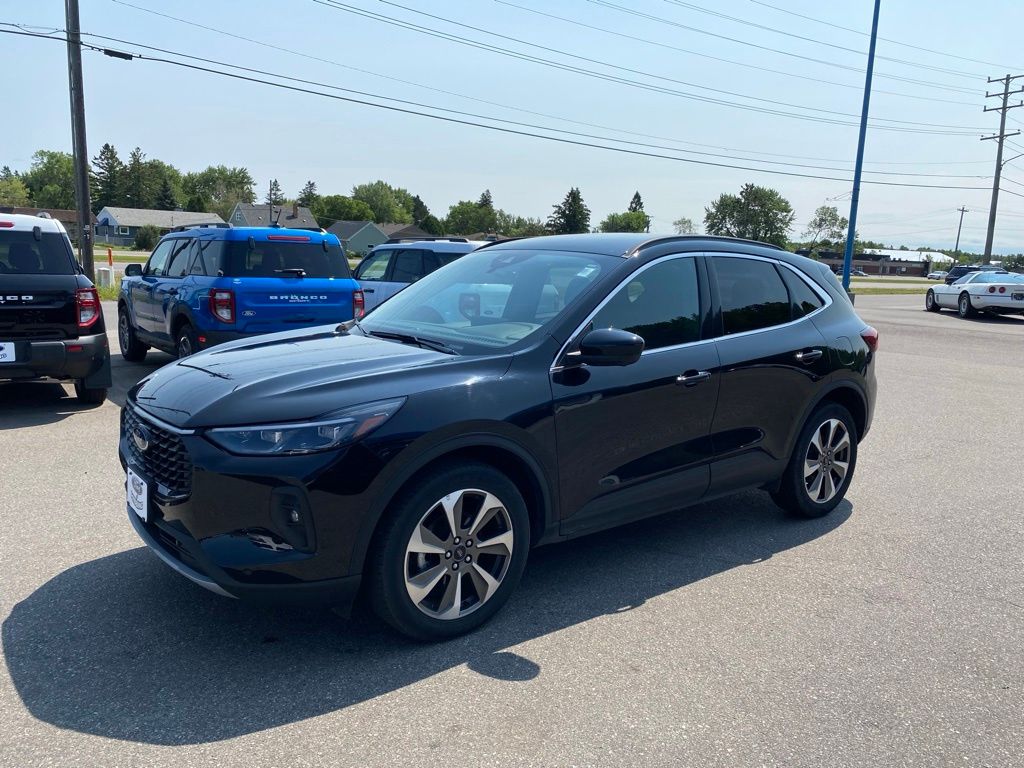 2024 Ford Escape Platinum