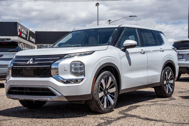 2026 Mitsubishi Outlander