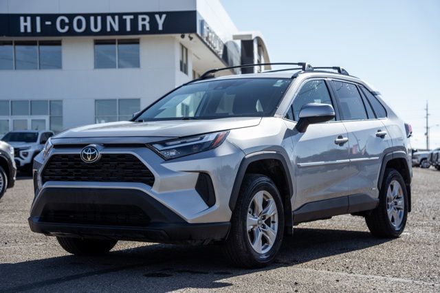 2025 Toyota RAV4 Hybrid XLE SUV