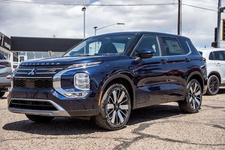 2026 Mitsubishi Outlander SE SUV