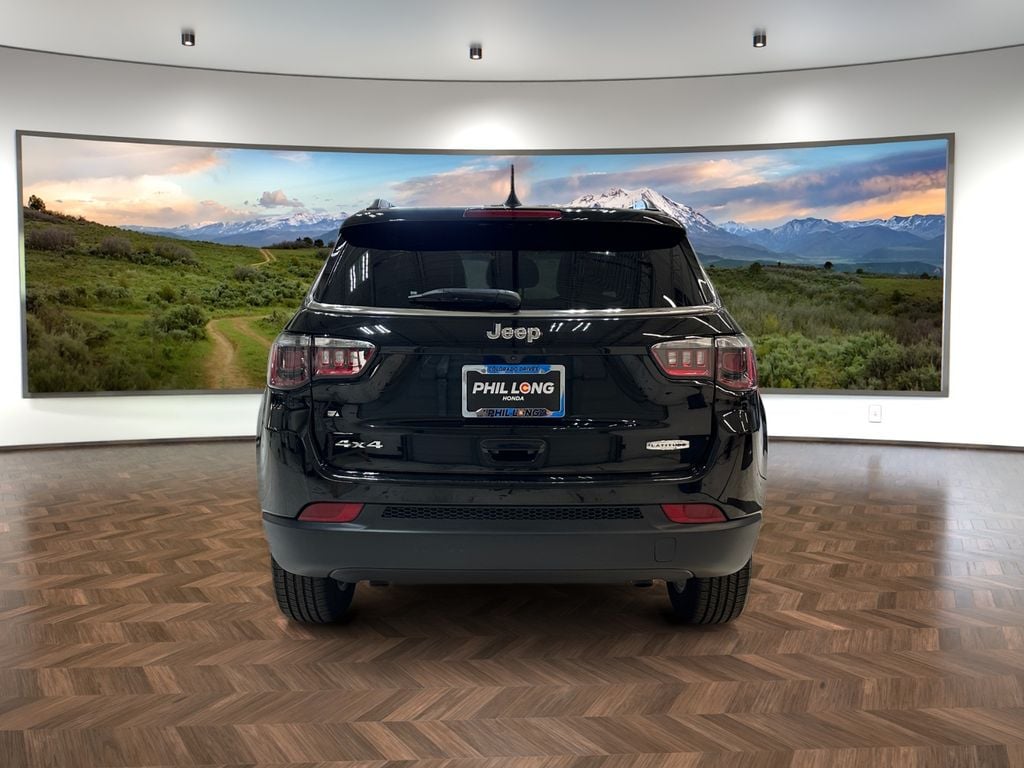Used 2025 Jeep Compass Latitude SUV