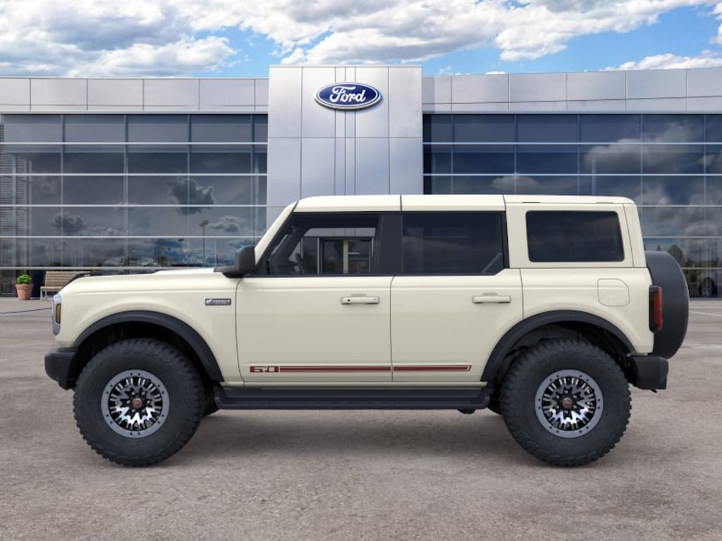 New 2026 Ford Bronco Outer Banks® SUV