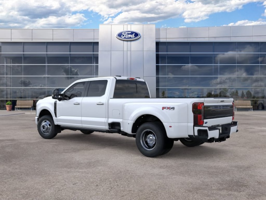 New 2026 Ford Super Duty F-350® Platinum® Truck Crew Cab