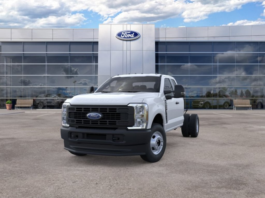 New 2026 Ford Chassis Cab F-350® XL Truck Super Cab