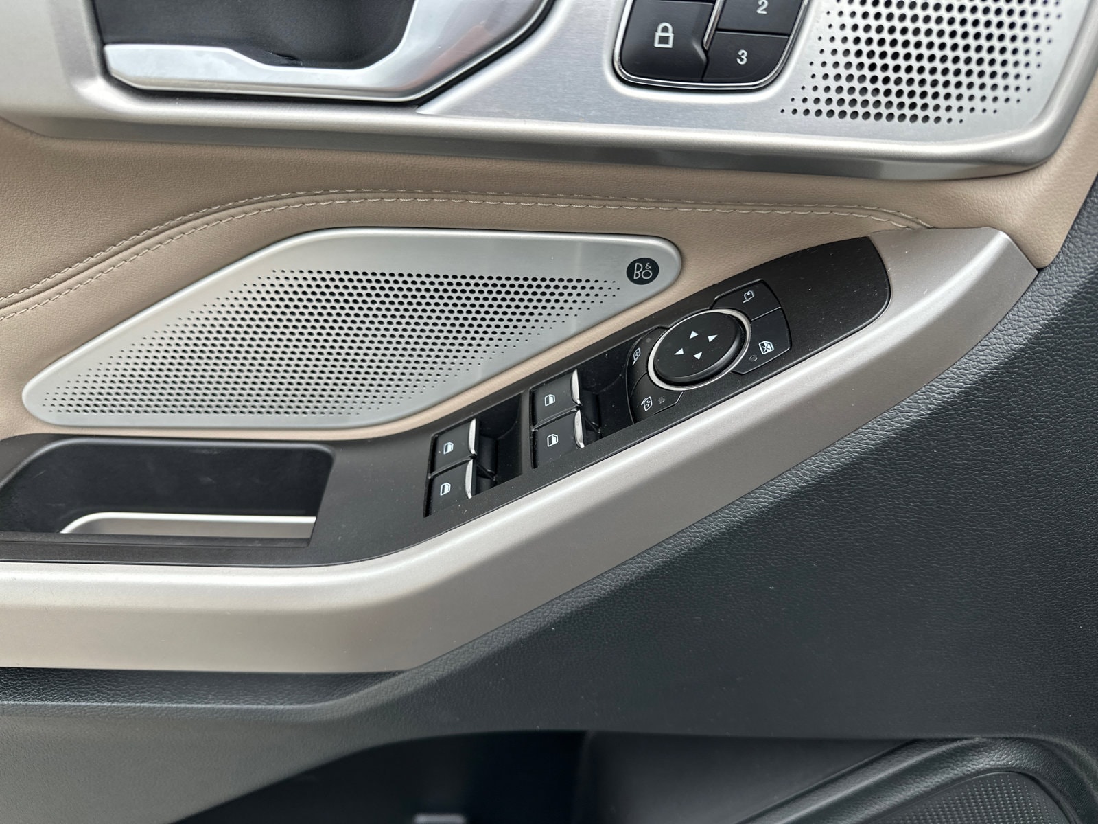 2023 Ford Explorer Limited - Photo 28