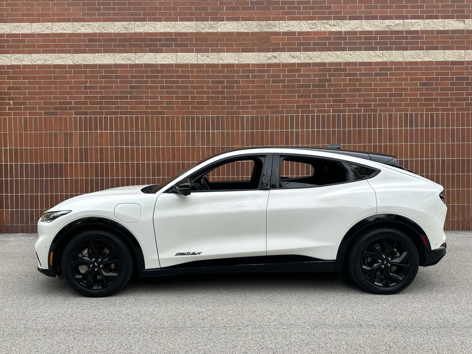 Used 2023 Ford Mustang Mach-E Premium AWD with VIN 3FMTK3SUXPMA64154 for sale in Highland Park, IL