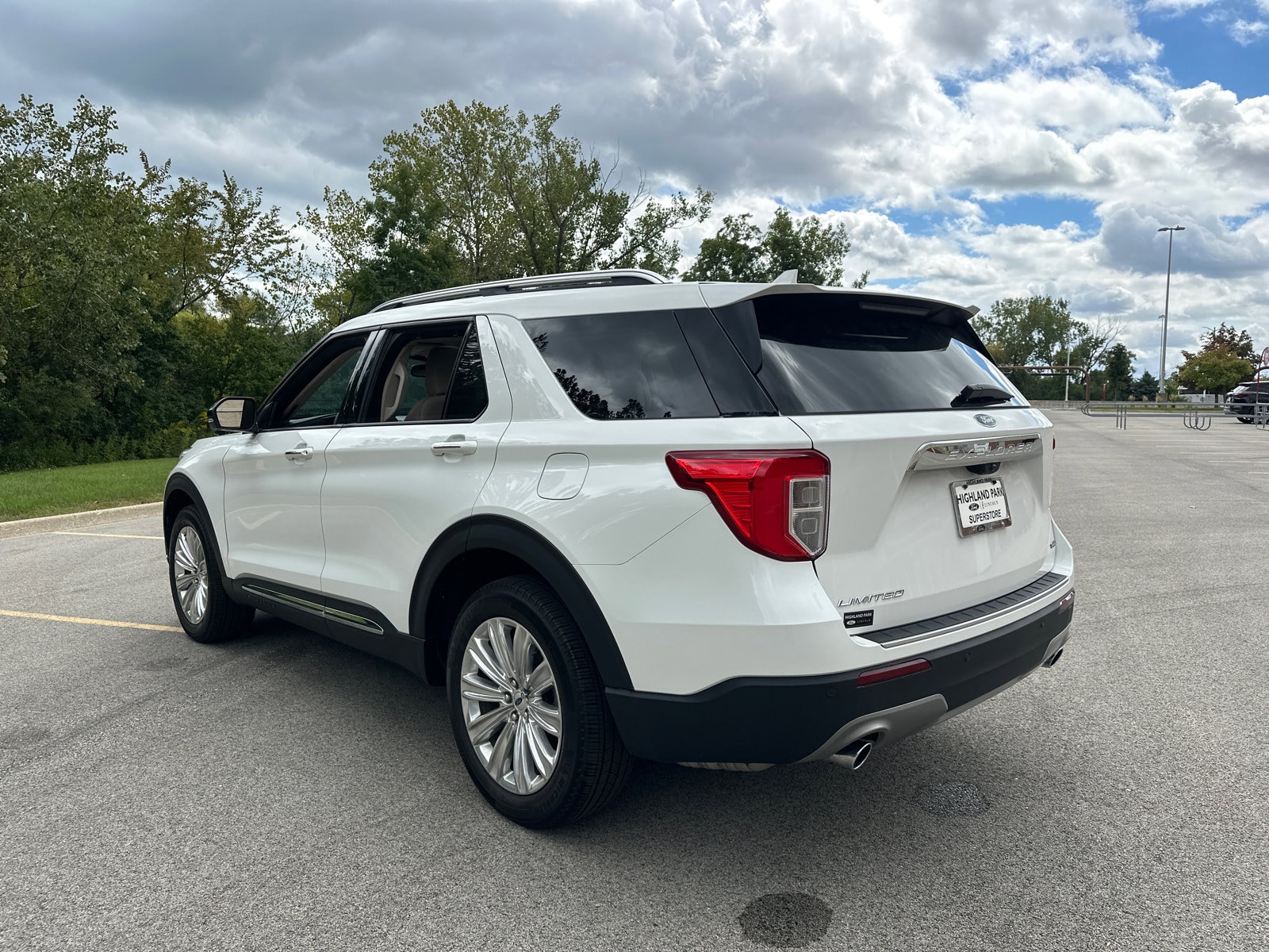 2023 Ford Explorer Limited - Photo 6