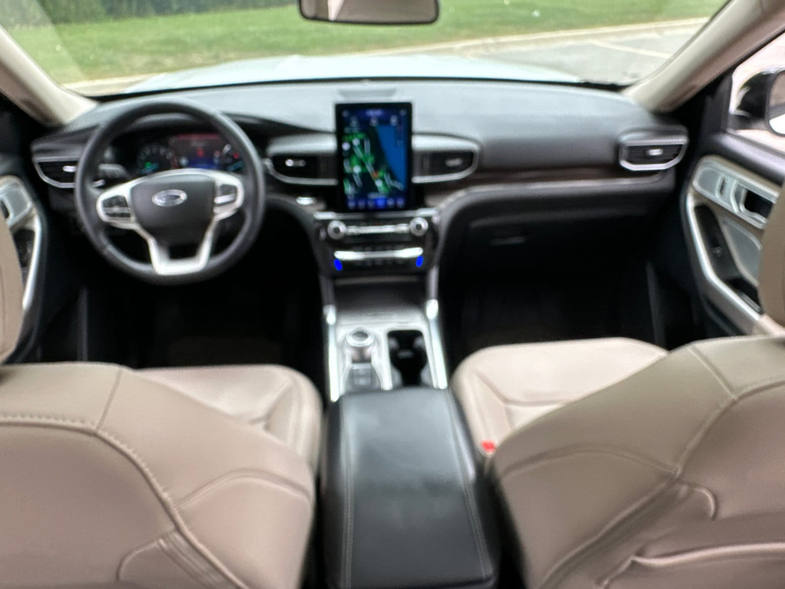 2023 Ford Explorer Limited - Photo 15