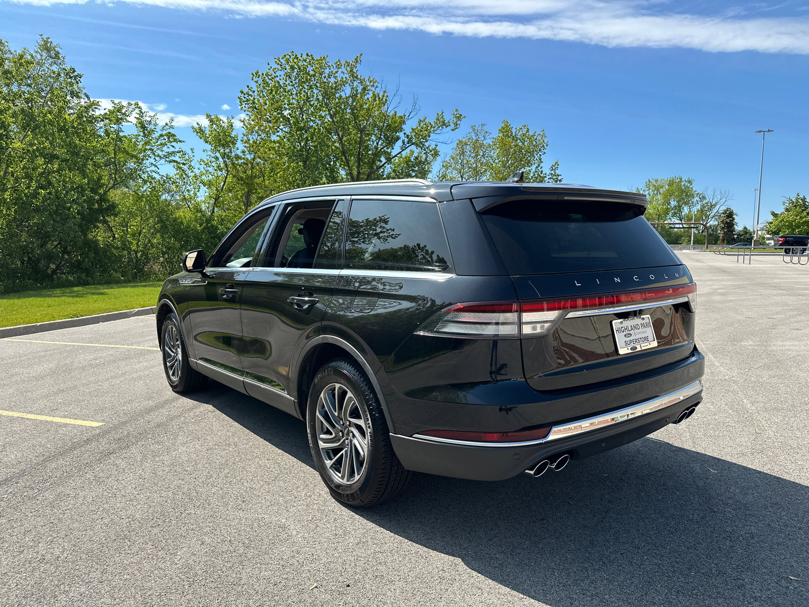 2023 Lincoln Aviator Livery - Photo 6