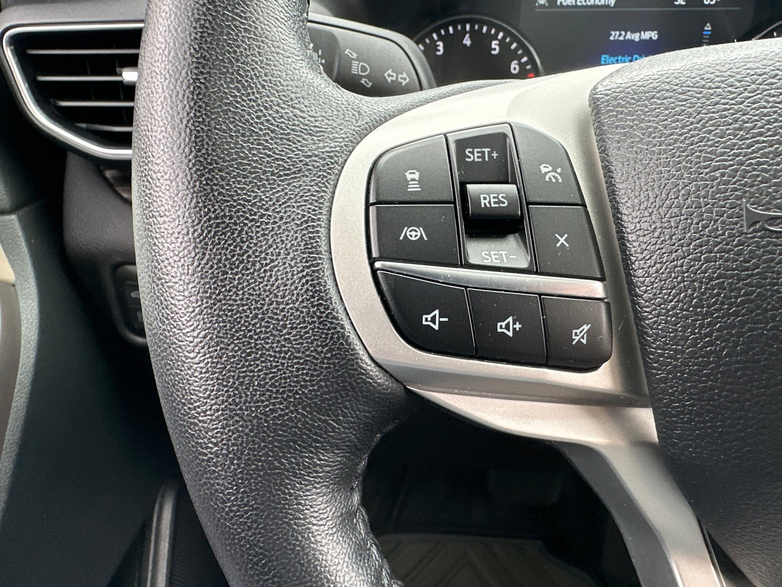 2023 Ford Explorer Limited - Photo 20
