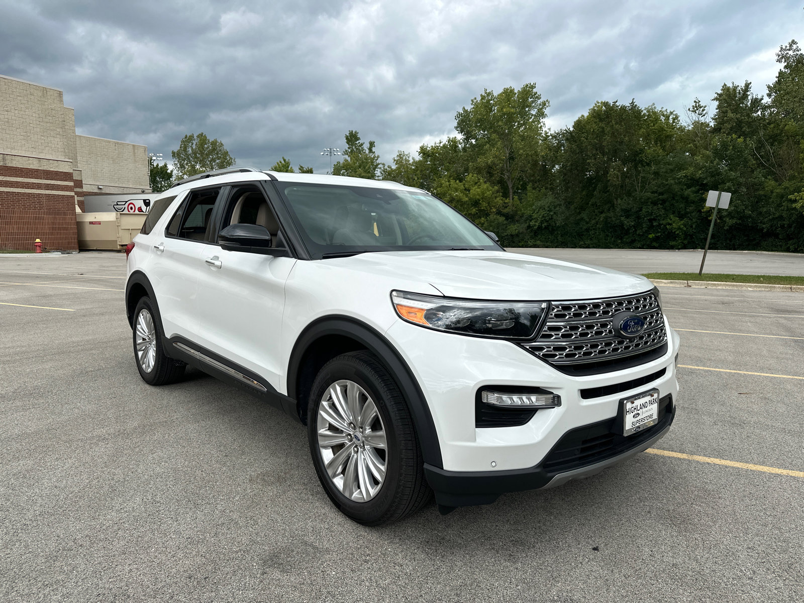 2023 Ford Explorer Limited - Photo 10