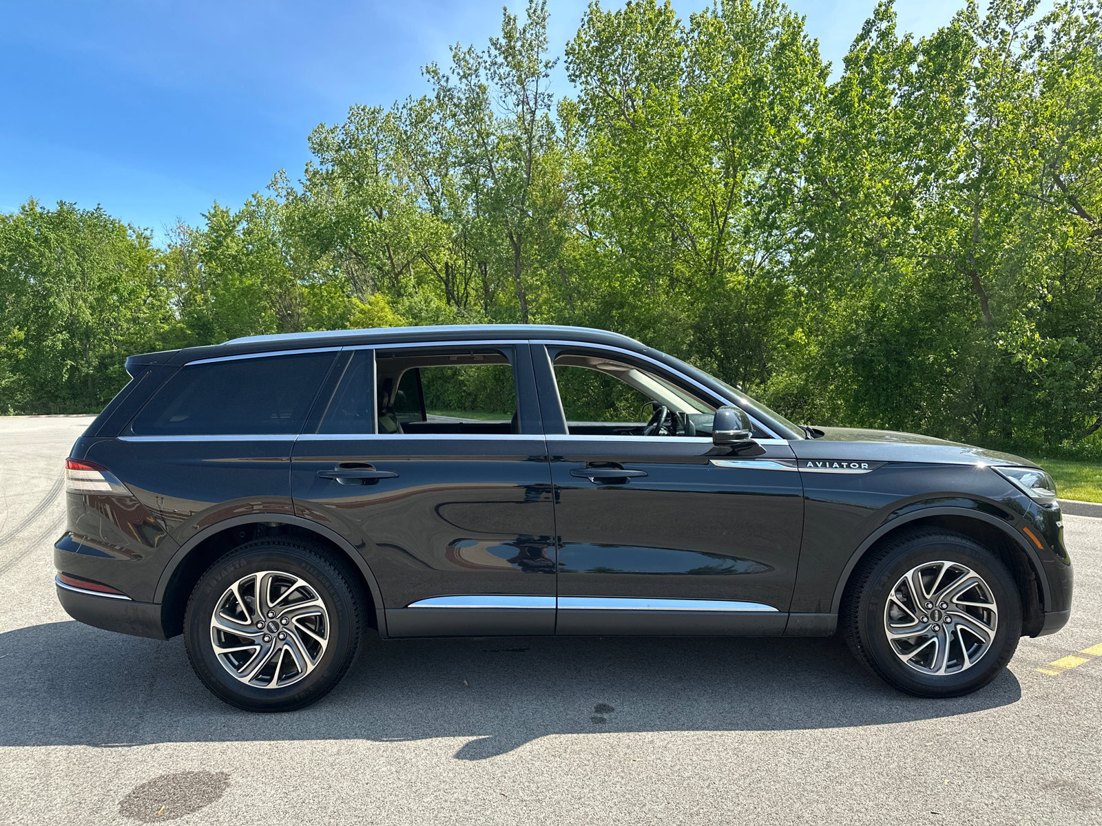 2023 Lincoln Aviator Livery - Photo 9