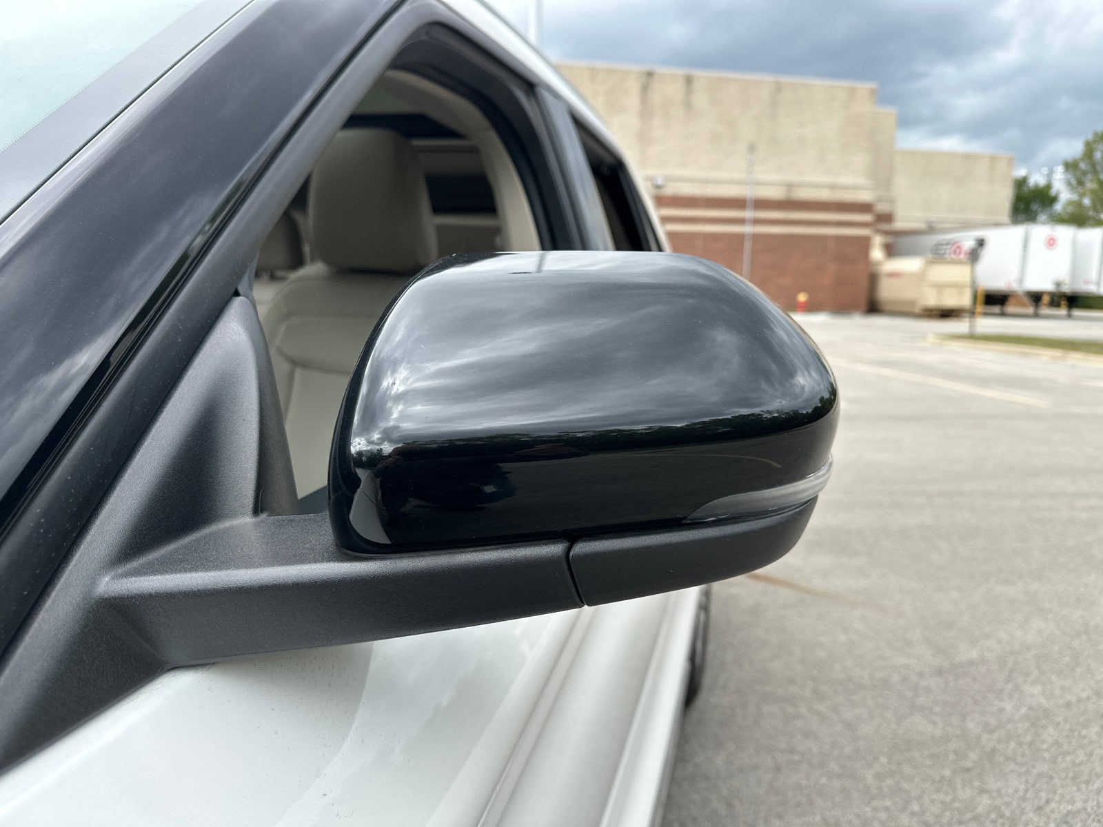2023 Ford Explorer Limited - Photo 12