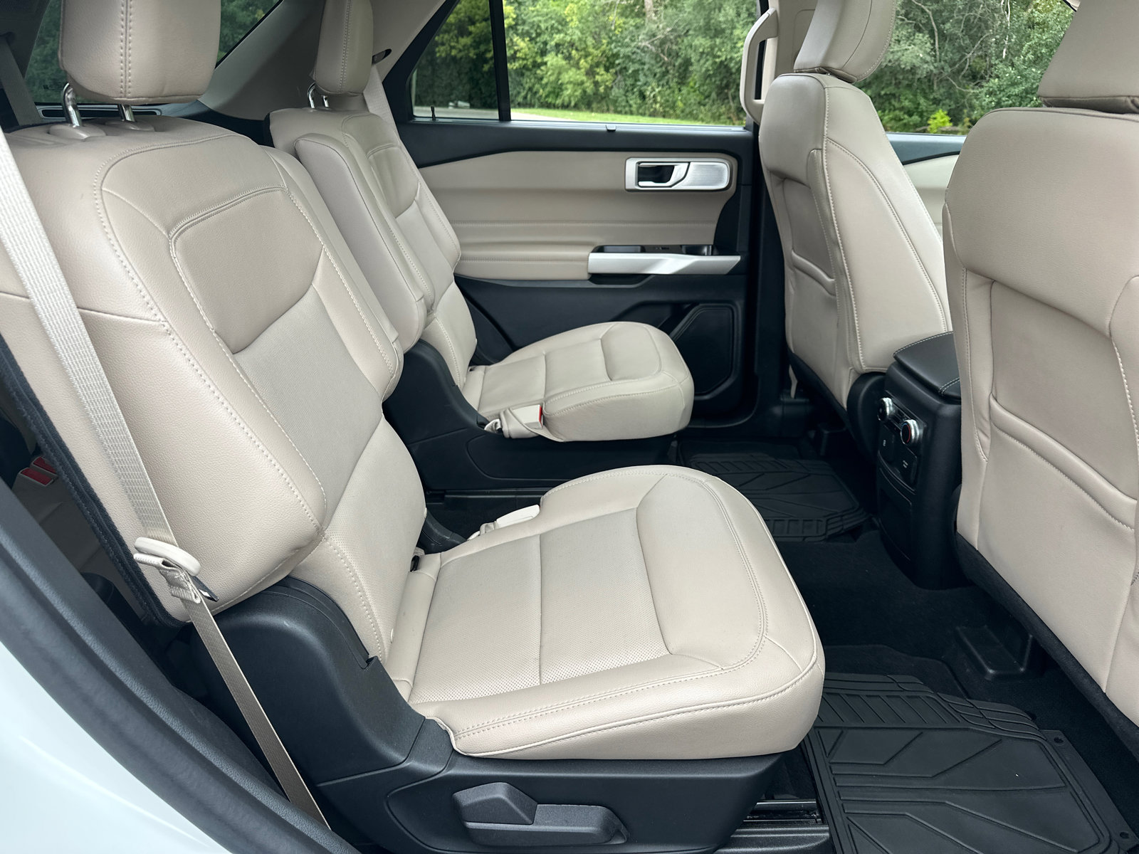 2023 Ford Explorer Limited - Photo 35