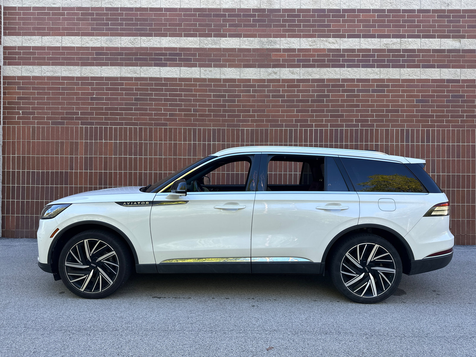 Used 2025 Lincoln Aviator Reserve SUV