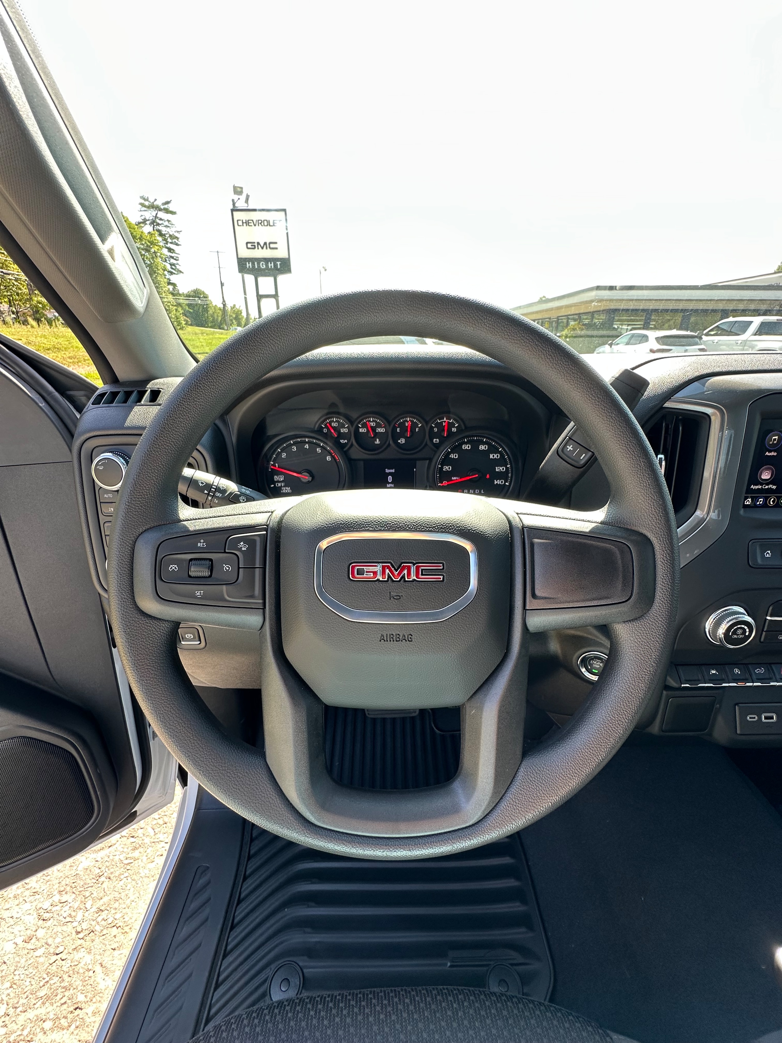 2026 GMC Sierra 1500 Pro - Photo 10