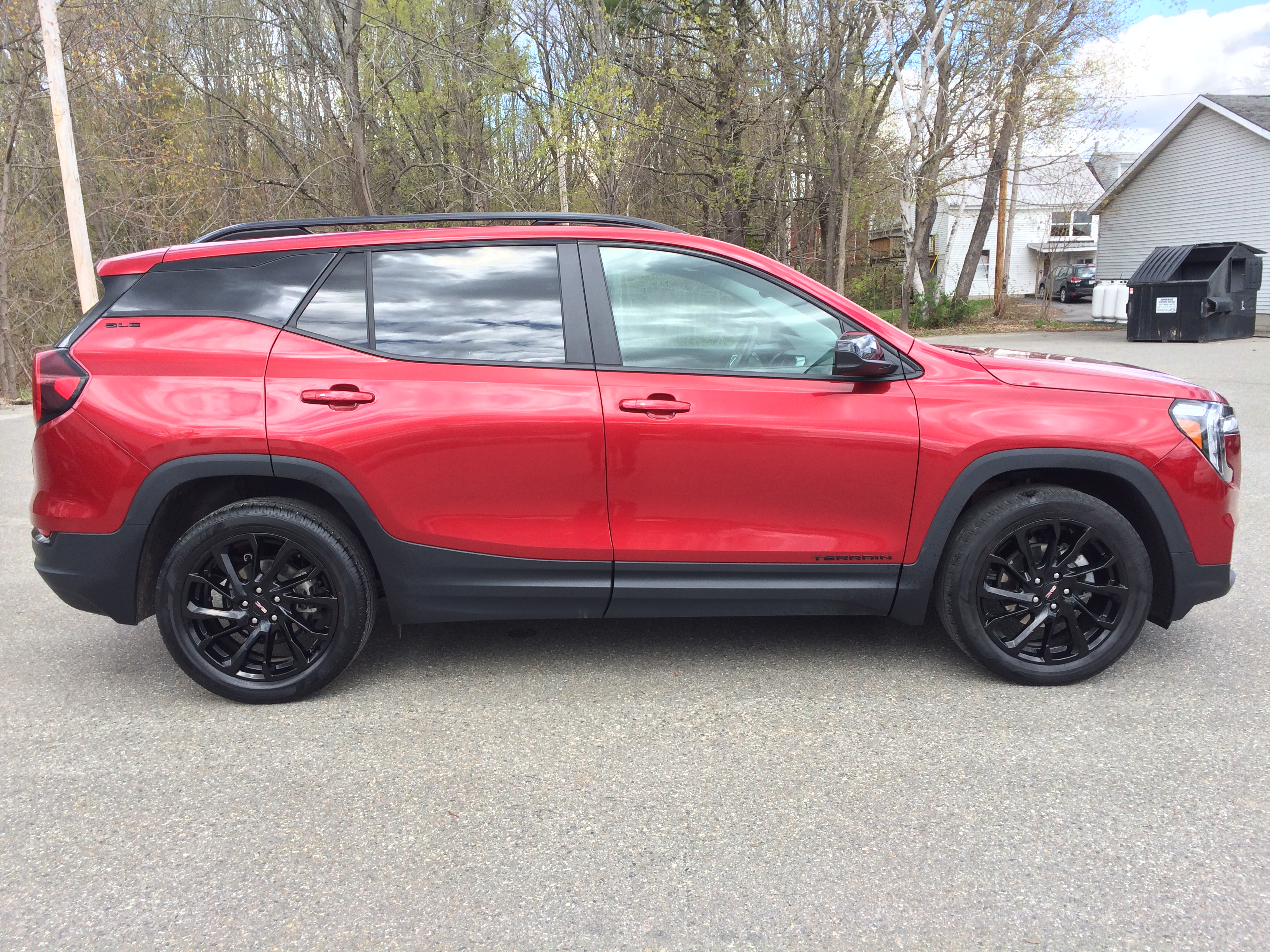 Used 2024 GMC Terrain SLE SUV