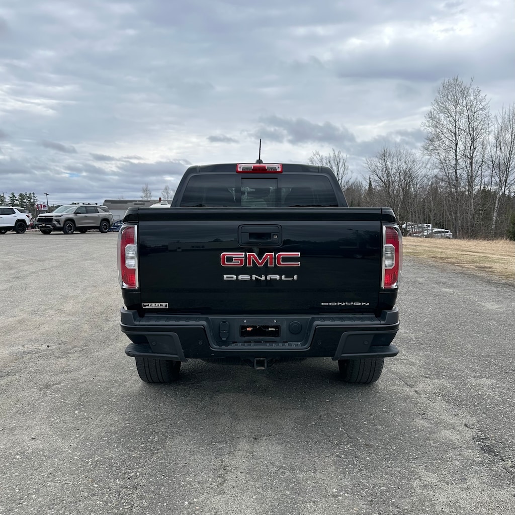 Used 2022 GMC Canyon Denali Truck