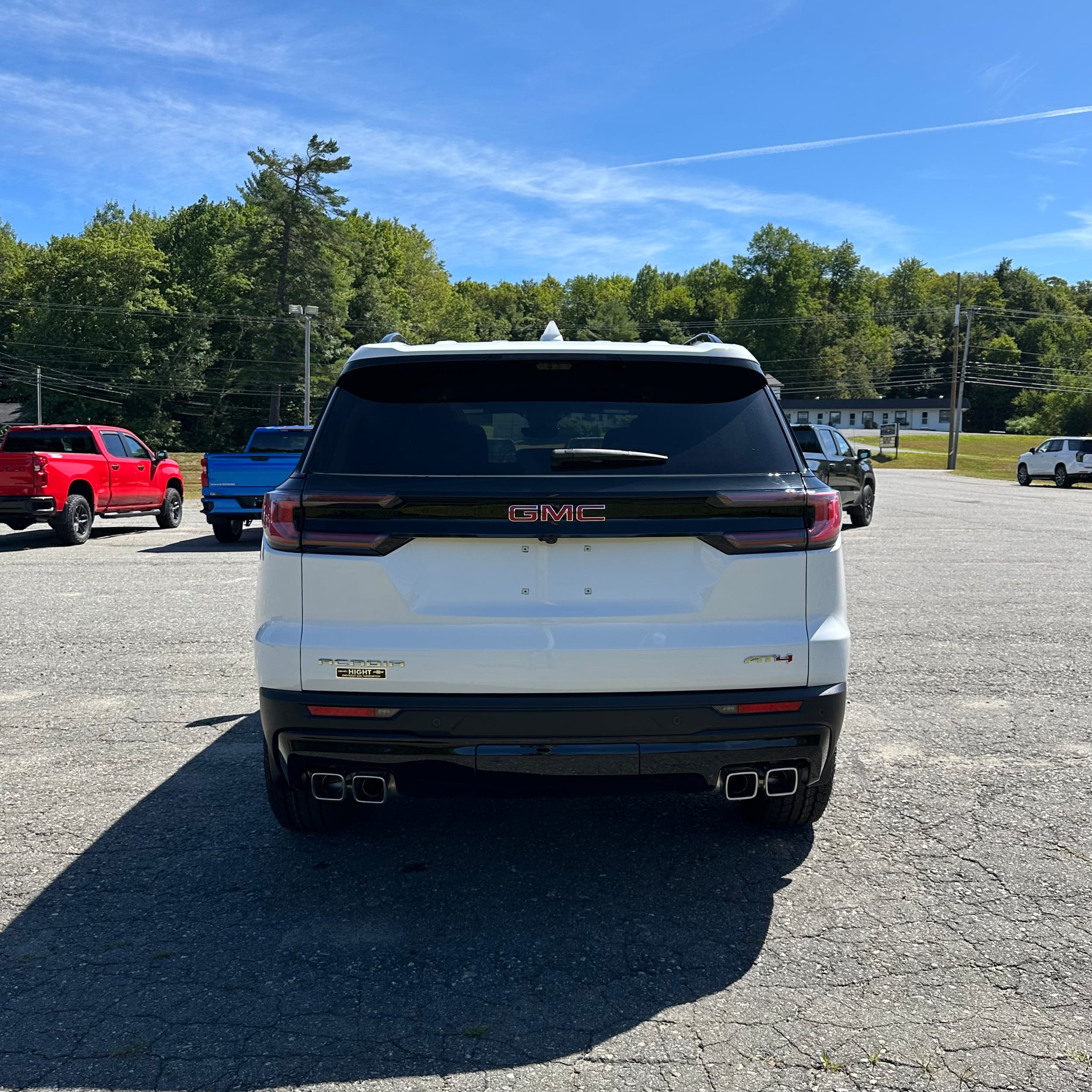 2026 GMC Acadia AT4 - Photo 4