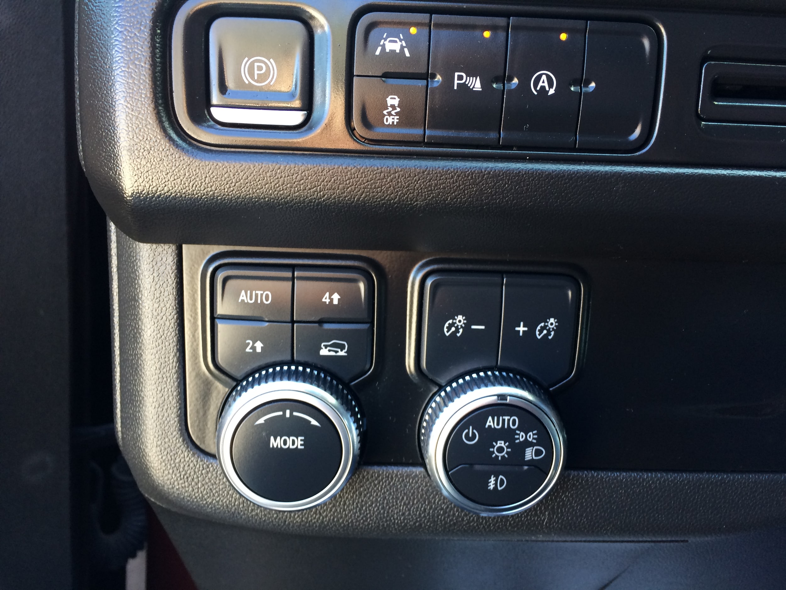 2023 GMC Yukon XL SLE - Photo 24