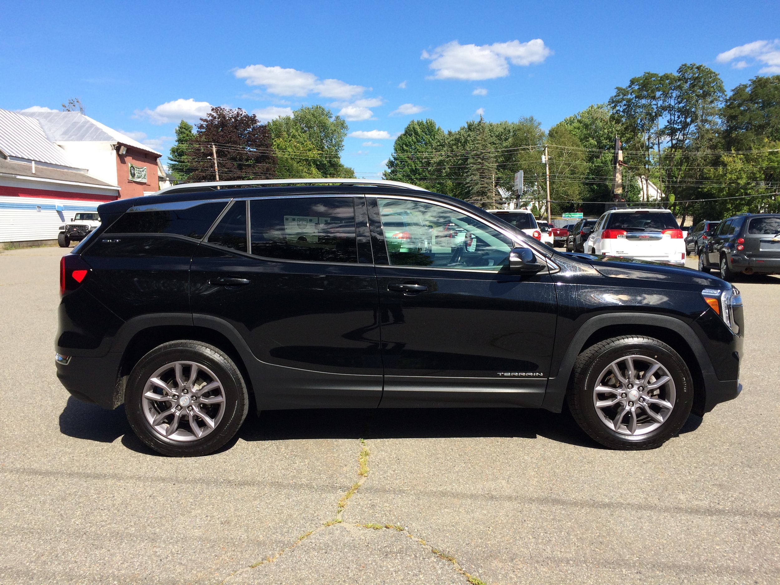 2022 GMC Terrain SLT - Photo 4