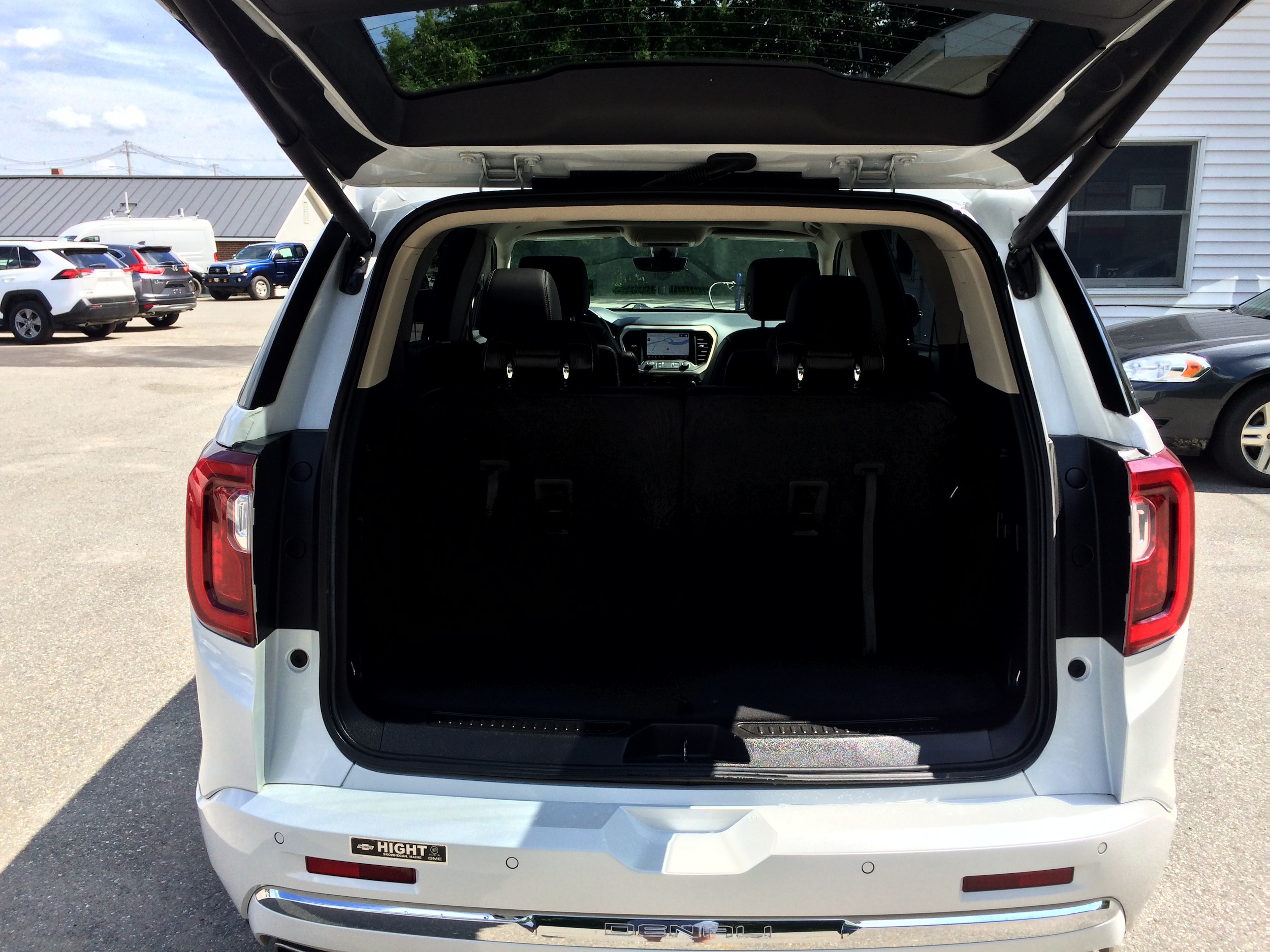 2021 GMC Acadia Denali - Photo 33