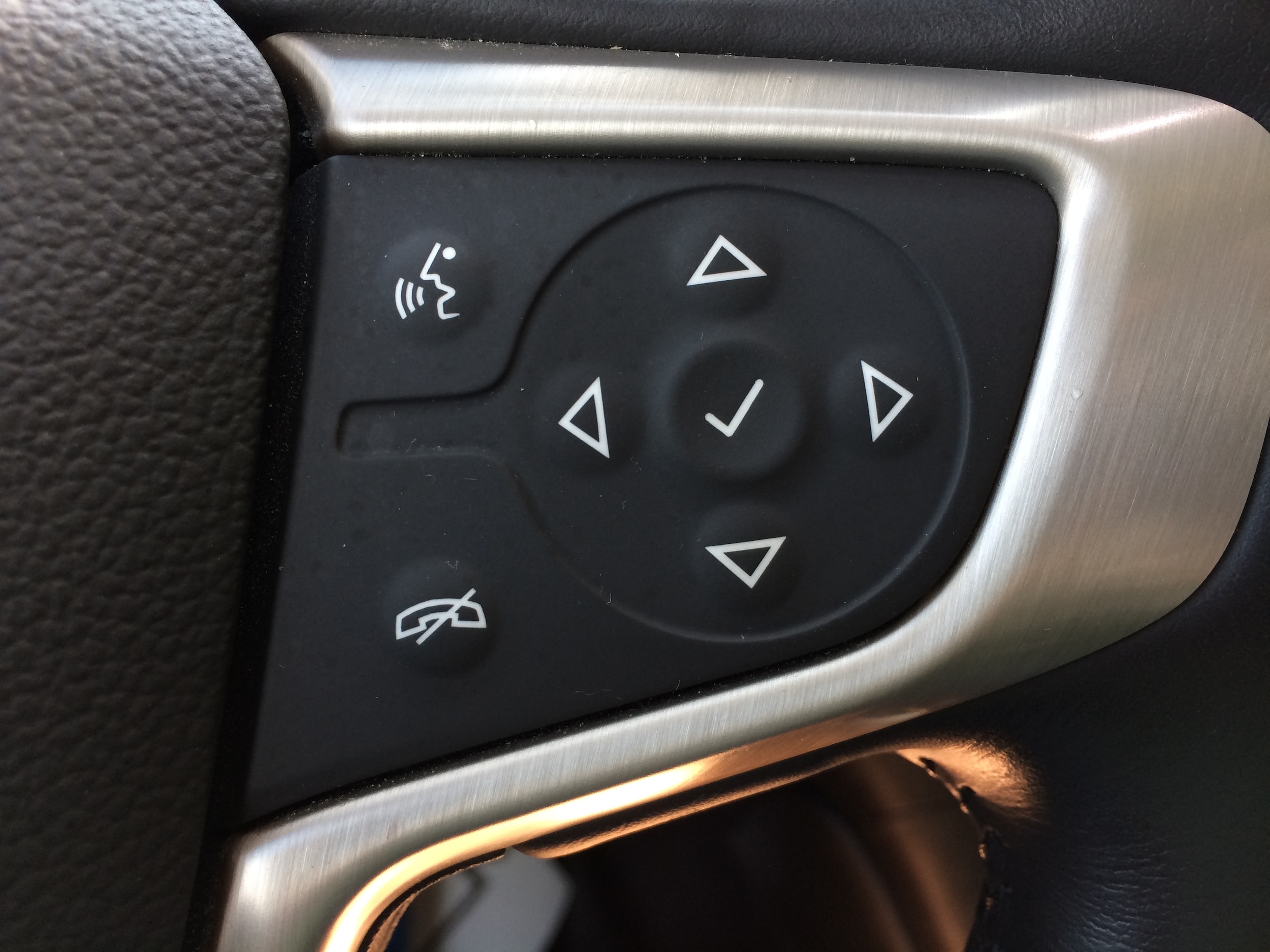 2021 GMC Acadia Denali - Photo 22