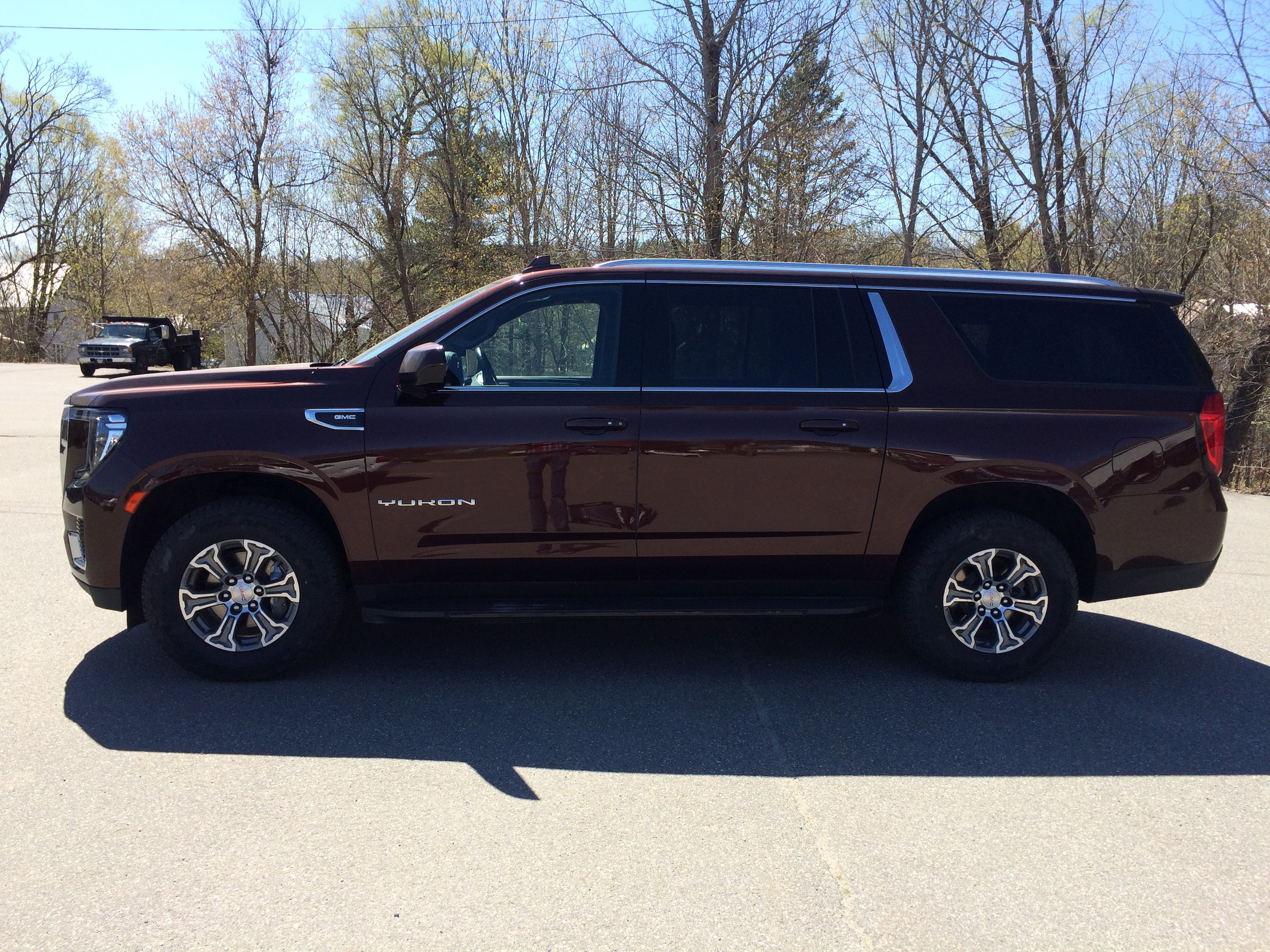 2023 GMC Yukon XL SLE - Photo 8