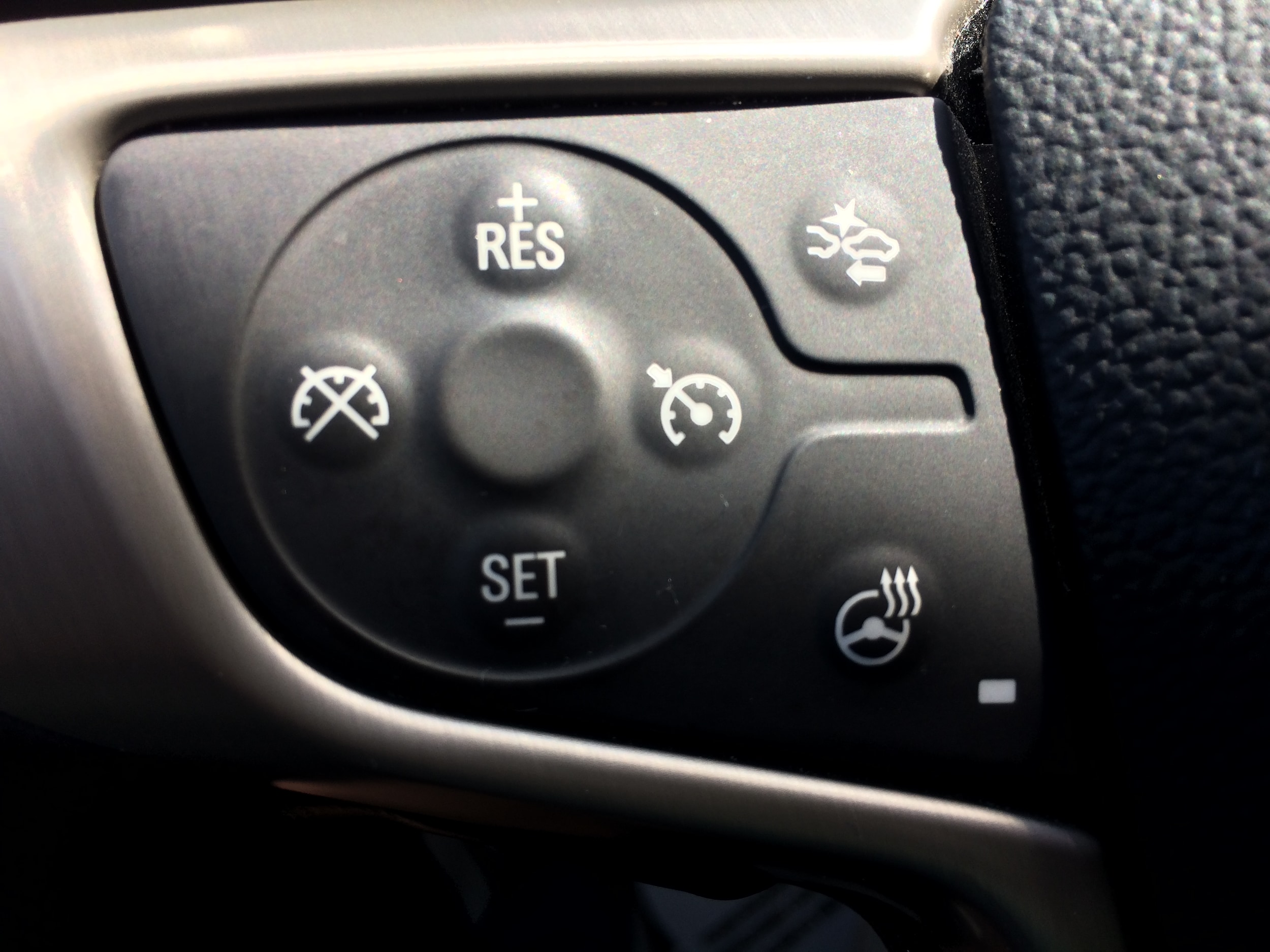 2021 GMC Acadia Denali - Photo 23