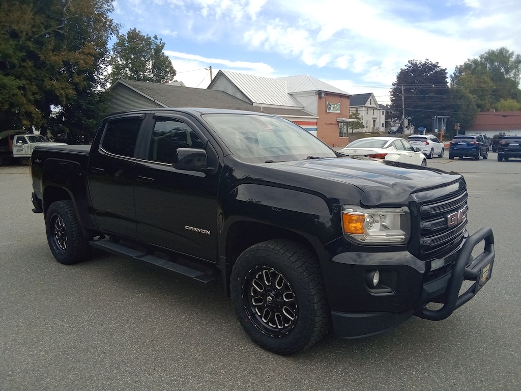 Used 2017 GMC Canyon 4WD SLE Truck Crew Cab