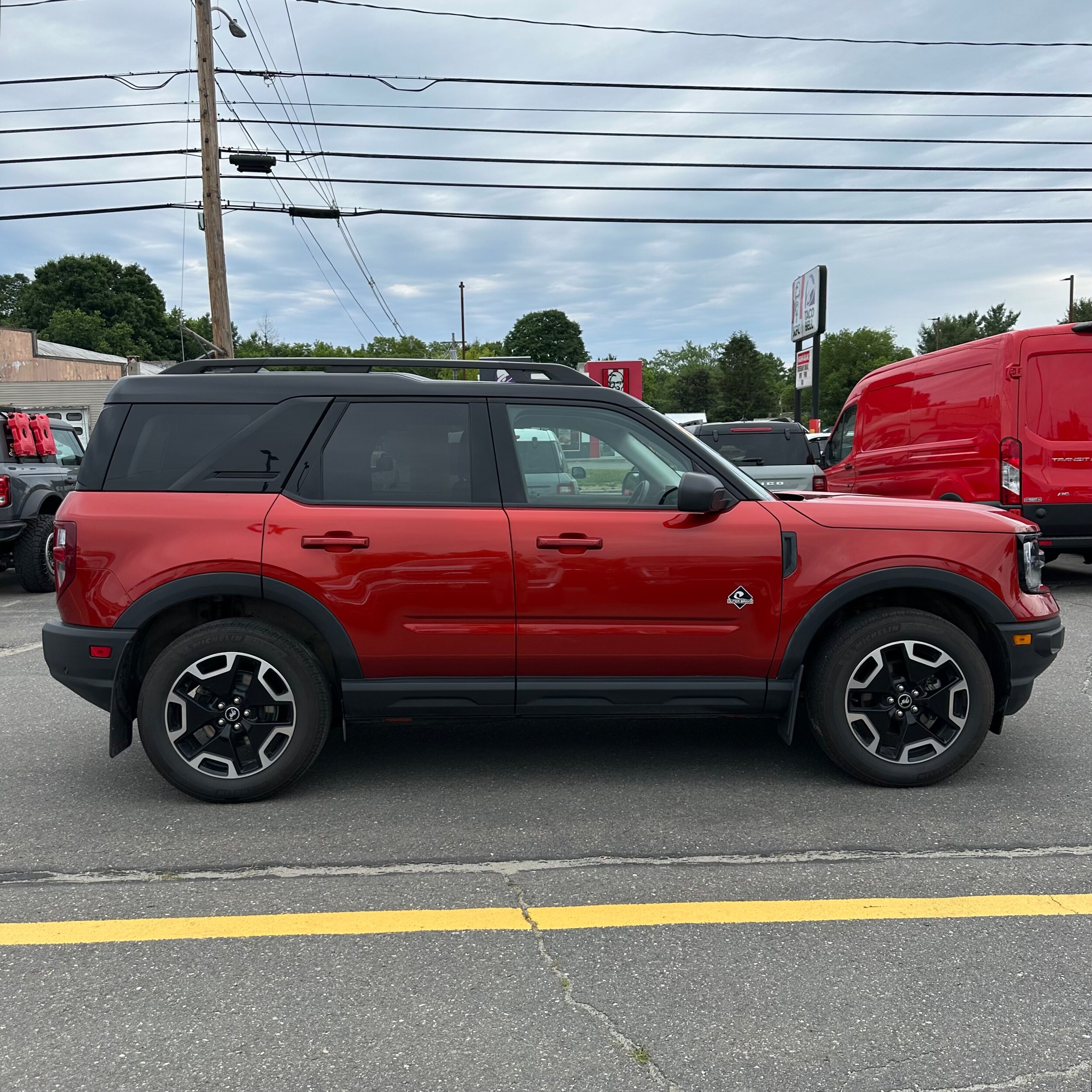 2024 Ford Bronco Sport Outer Banks - Photo 2