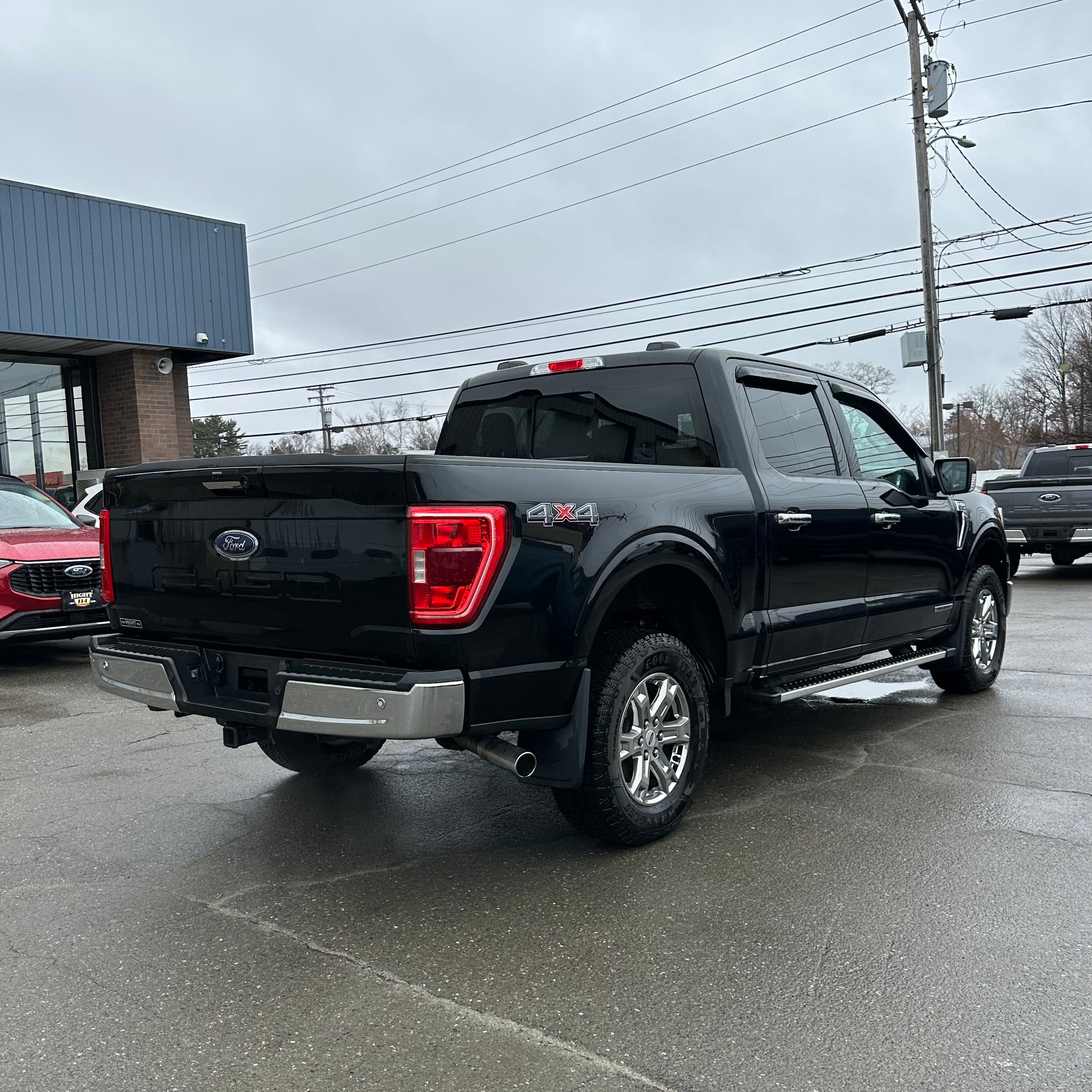 Used 2023 Ford F-150 XLT Truck SuperCrew Cab