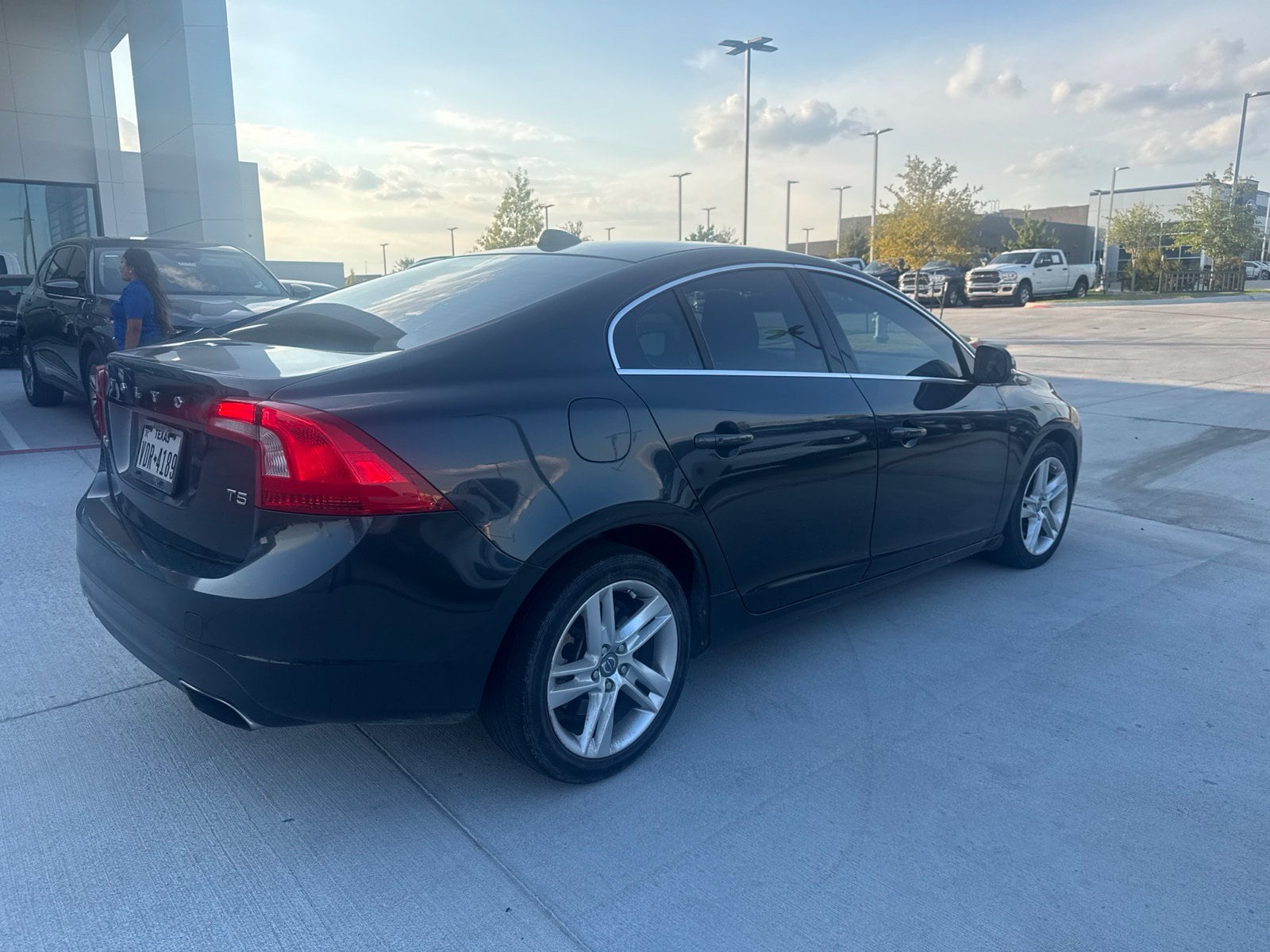 Used 2014 Volvo S60 T5 with VIN YV1612FS2E2275497 for sale in Fort Worth, TX