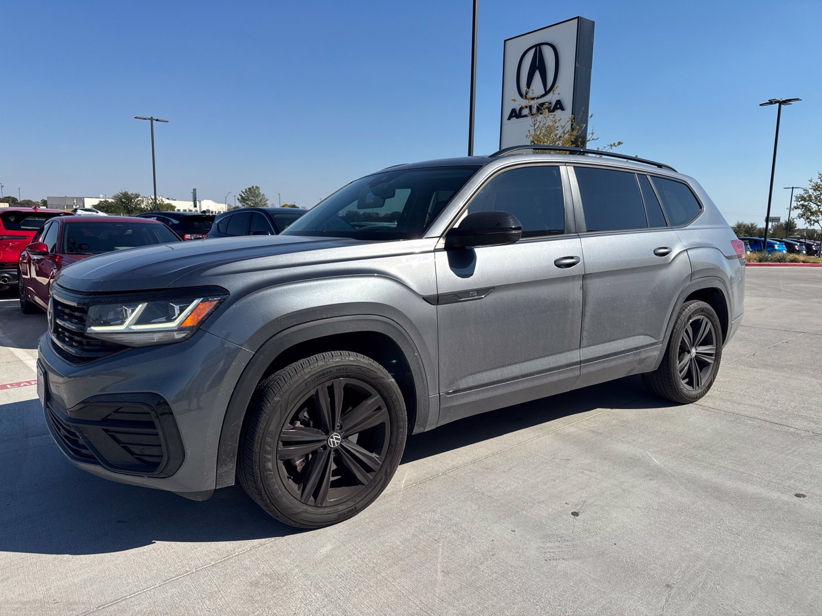 Used 2023 Volkswagen Atlas 3.6L V6 SEL R-Line SUV