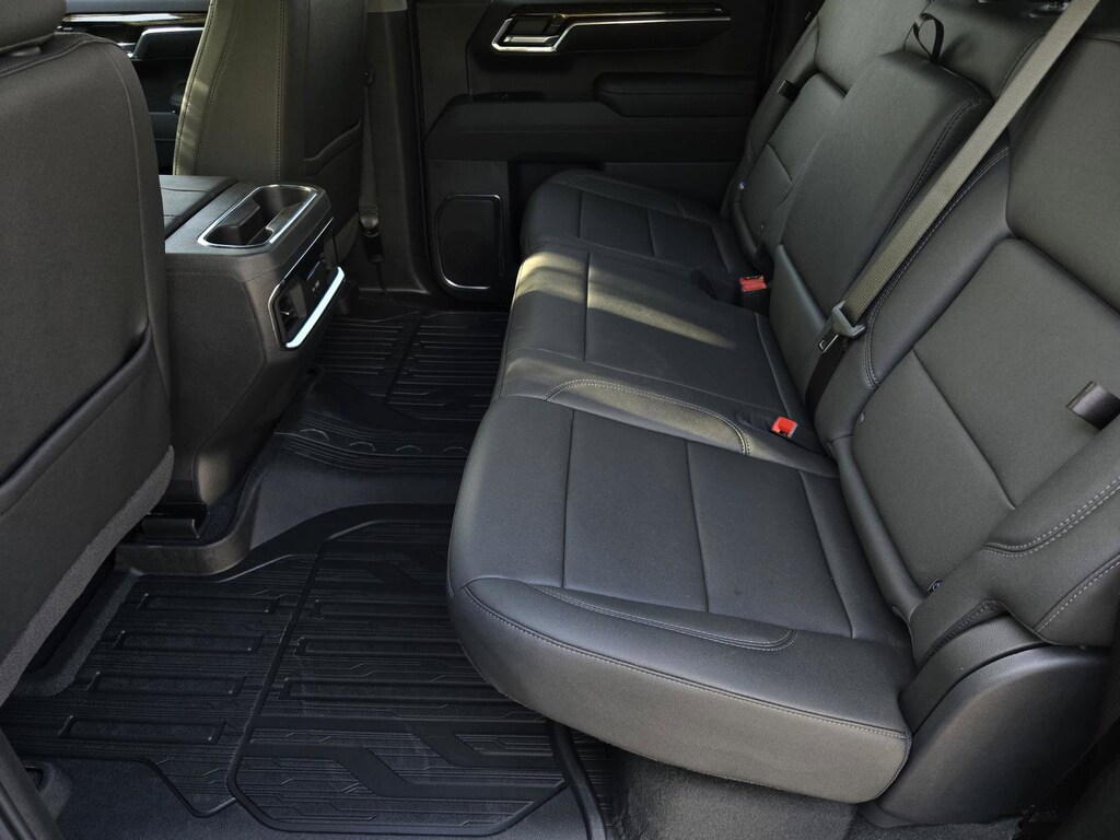 New 2026 GMC Sierra 1500 SLT Truck Crew Cab