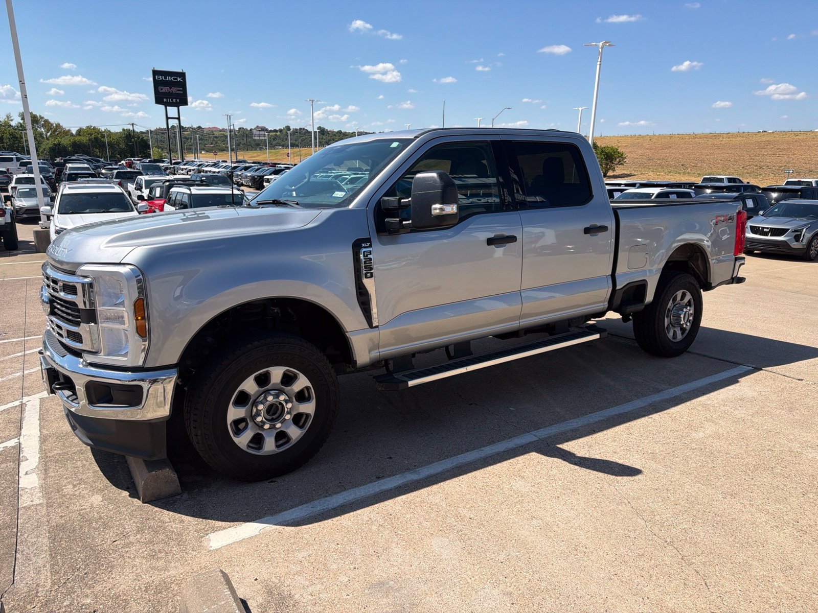 Used 2024 Ford F-250SD XLT Truck