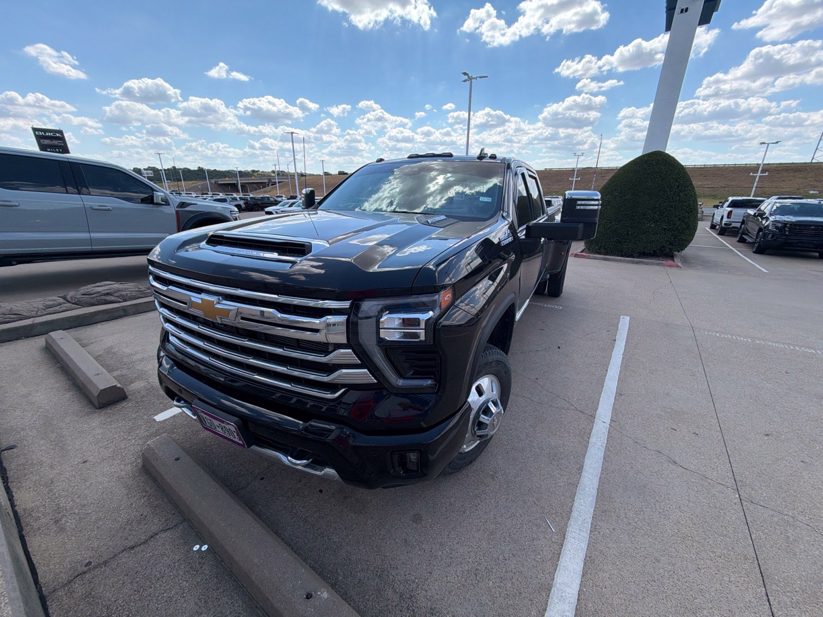 Used 2025 Chevrolet Silverado 3500HD High Country Truck