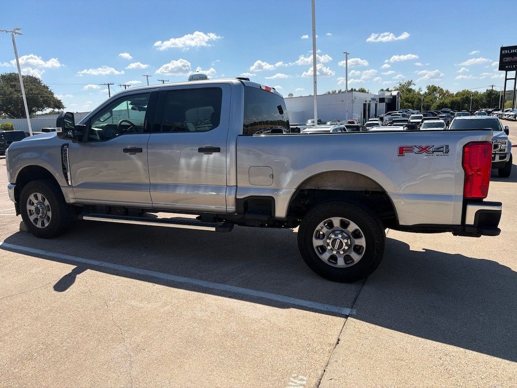 Used 2024 Ford F-250SD XLT Truck