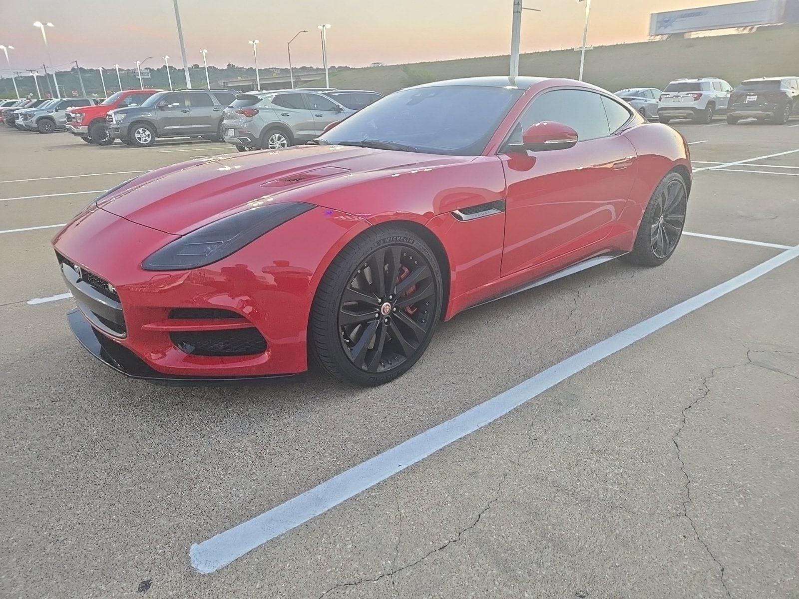 2019 Jaguar F-Type R