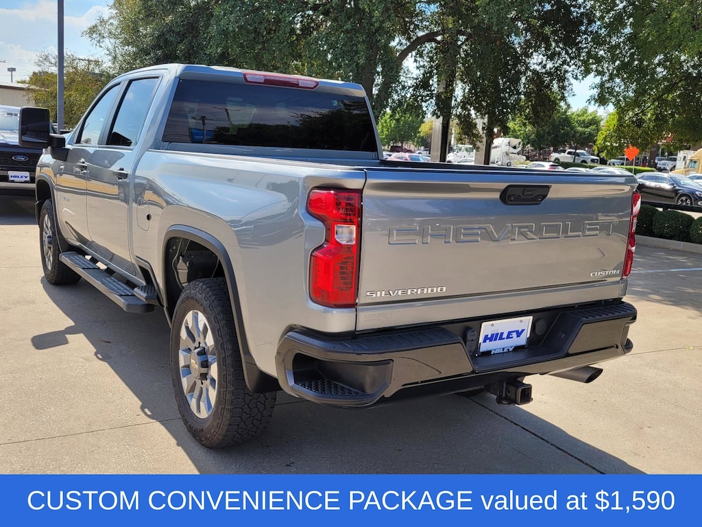 Used 2024 Chevrolet Silverado 2500HD Custom Truck