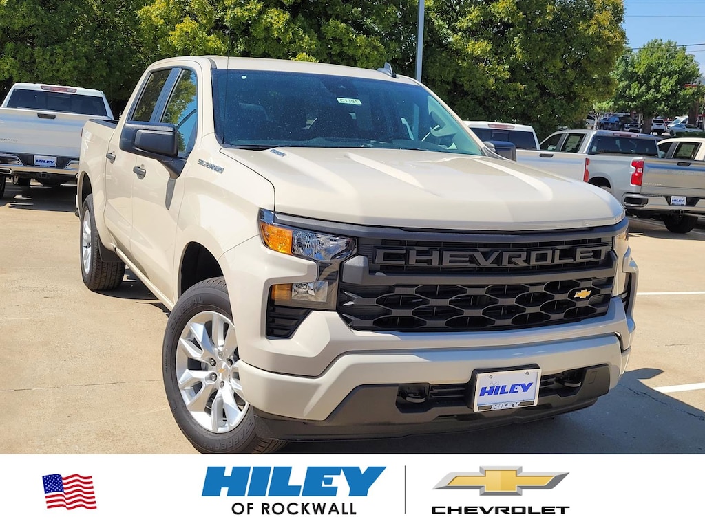 New 2026 Chevrolet Silverado 1500 Custom Truck