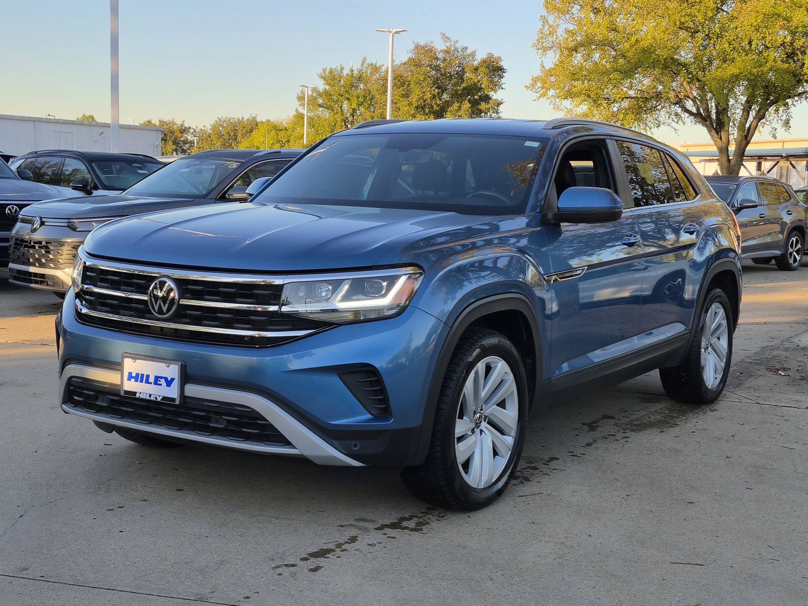 Used 2020 Volkswagen Atlas Cross Sport 3.6L V6 SE w/Technology SUV