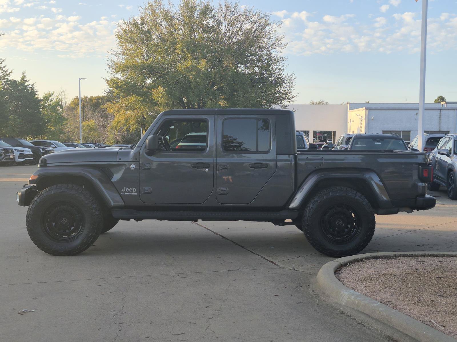 Used 2021 Jeep Gladiator Overland Truck Crew Cab
