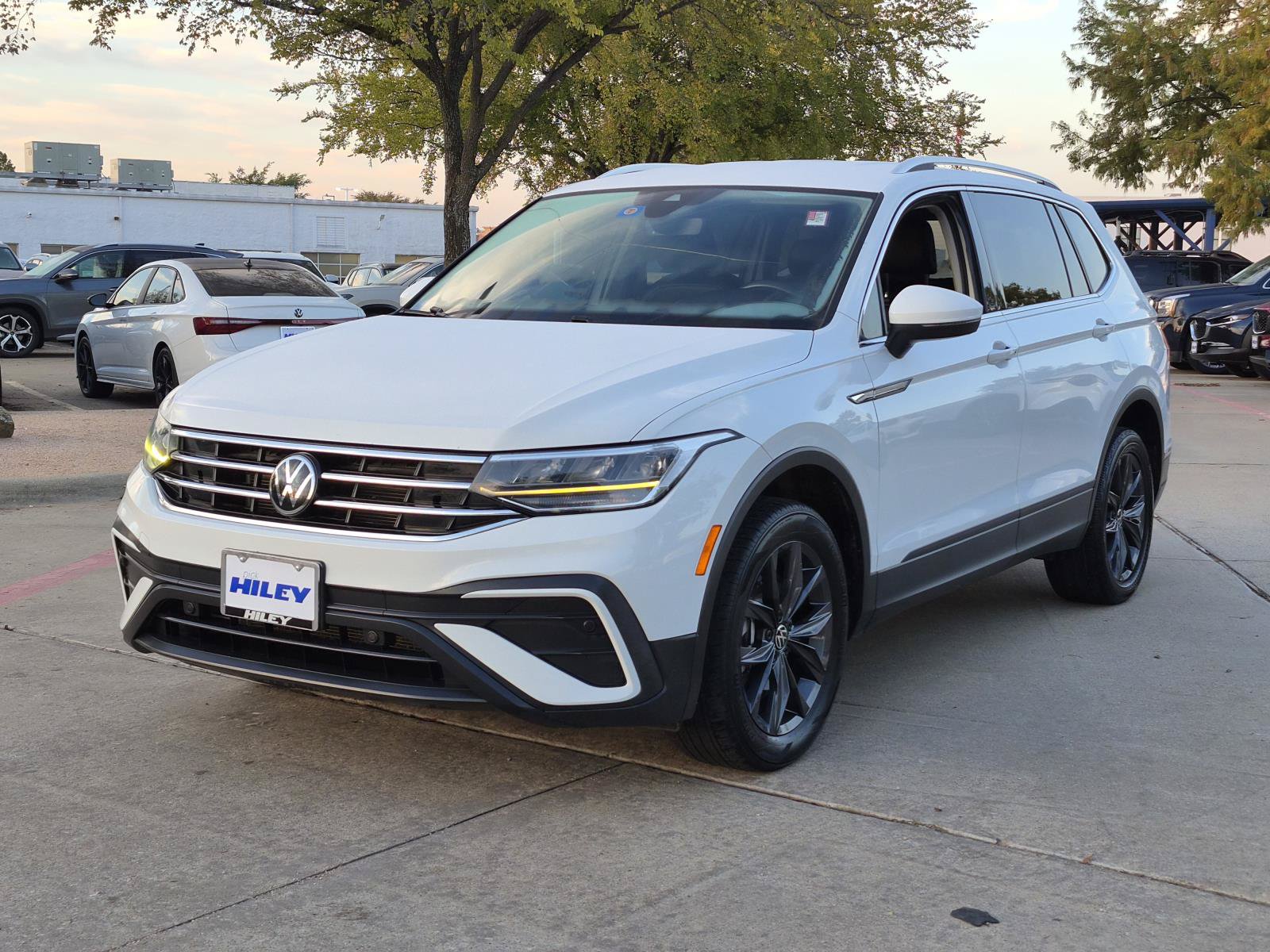 Used 2022 Volkswagen Tiguan 2.0T SE SUV