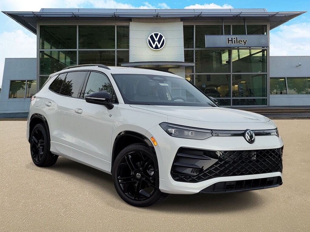 New 2026 Volkswagen Tiguan SE R-Line Black SUV